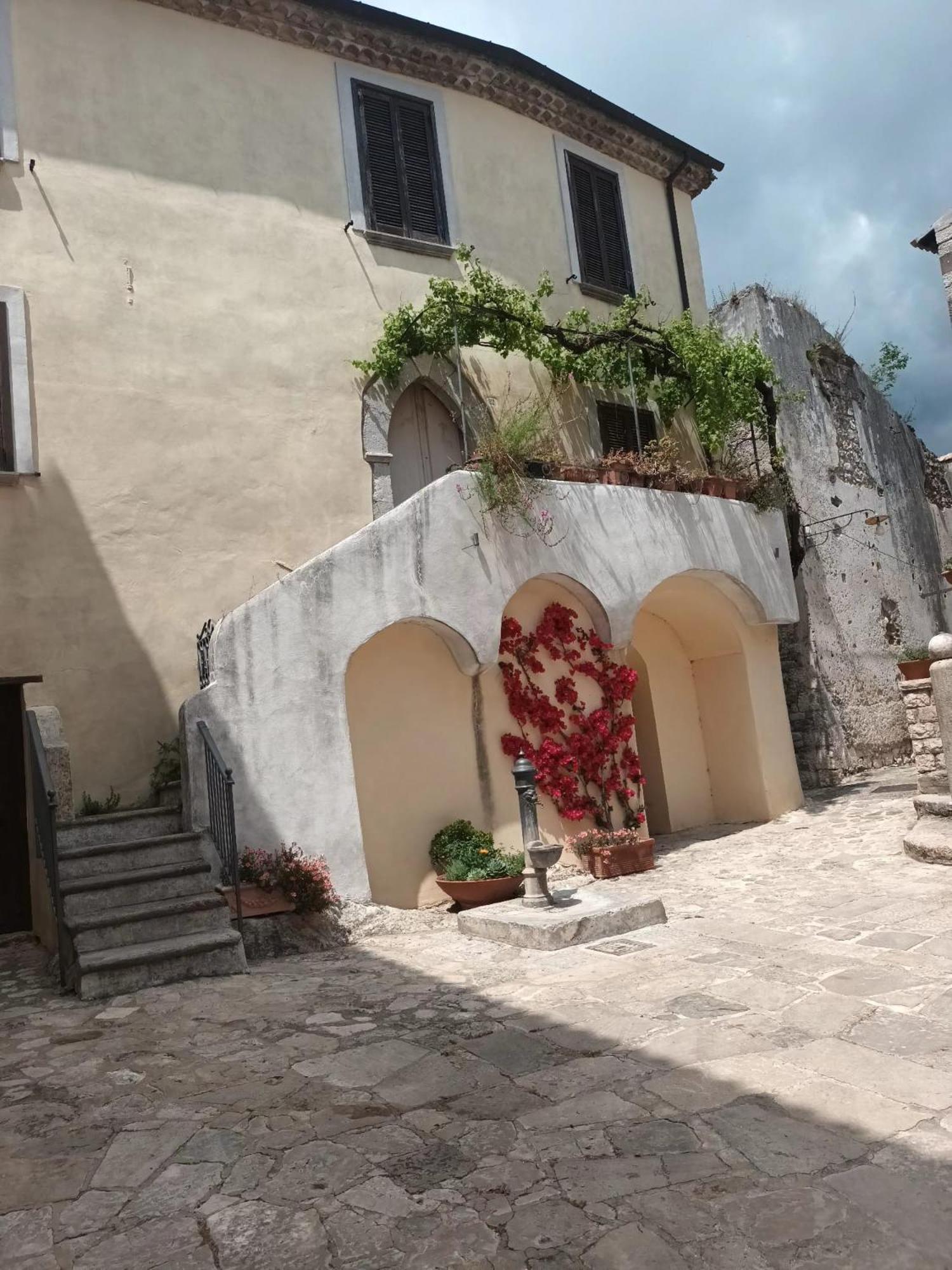 La Chicca Alloggio Turistico Itri Exterior photo